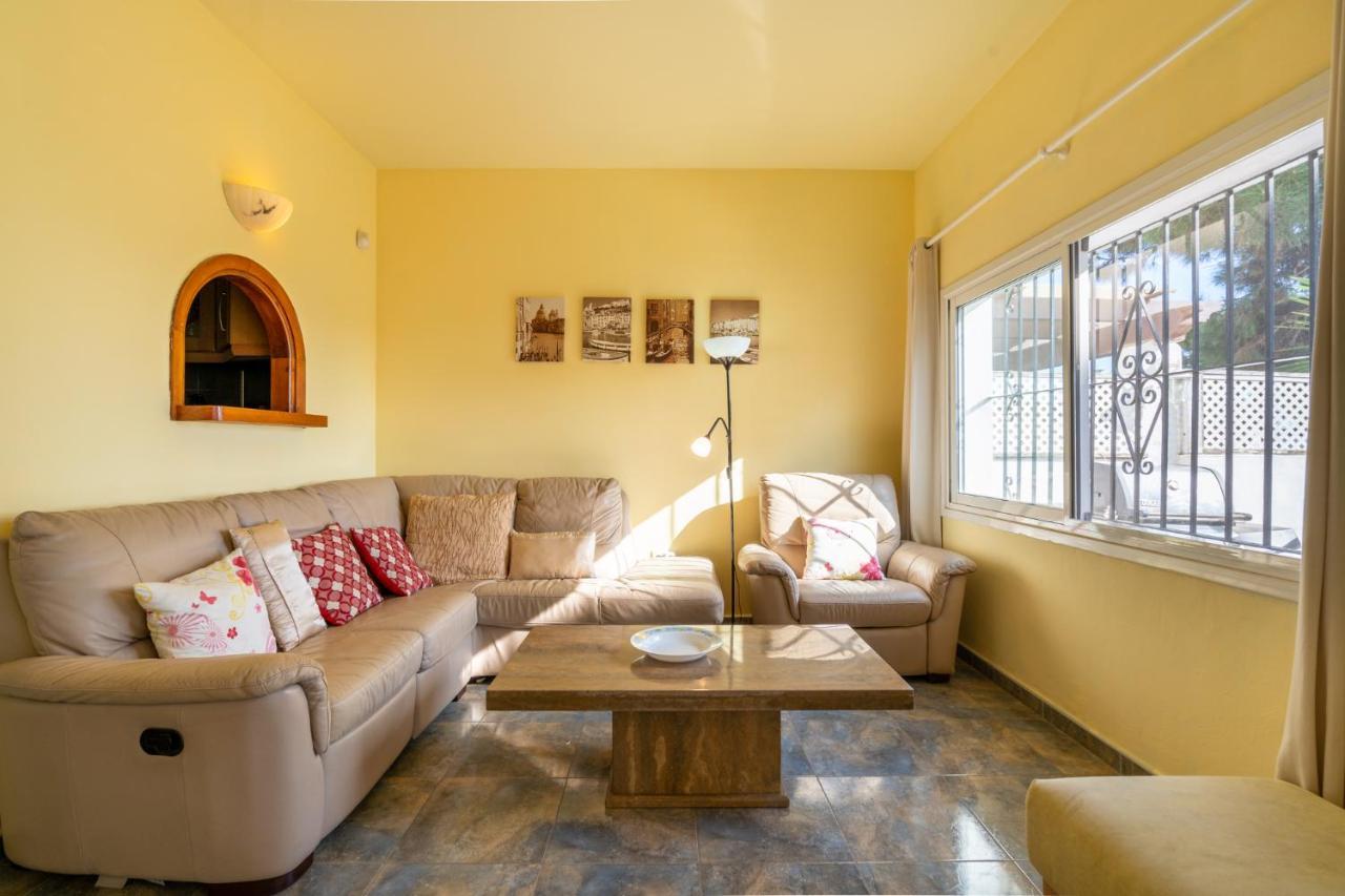 3 Bedroom House, 400M To The Beach, Near La Cala De Mijas 马拉加 外观 照片